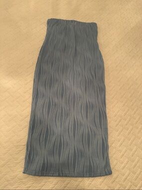 Wave-Texture Blue Midi Dress